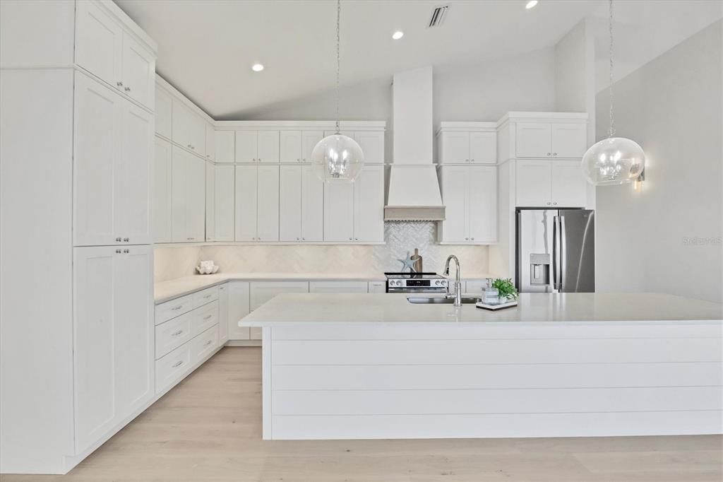 待售: $1,299,000 (3 贝兹, 2 浴室, 2160 平方英尺)