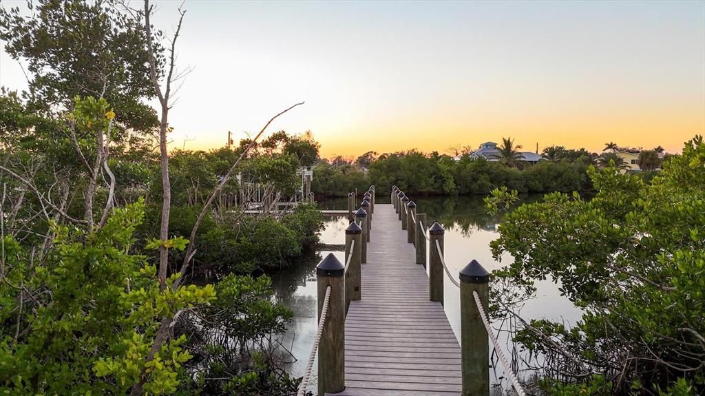 待售: $1,299,000 (3 贝兹, 2 浴室, 2160 平方英尺)