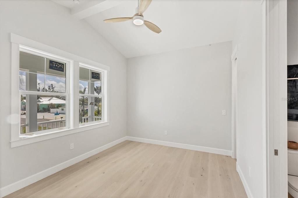 待售: $1,299,000 (3 贝兹, 2 浴室, 2160 平方英尺)