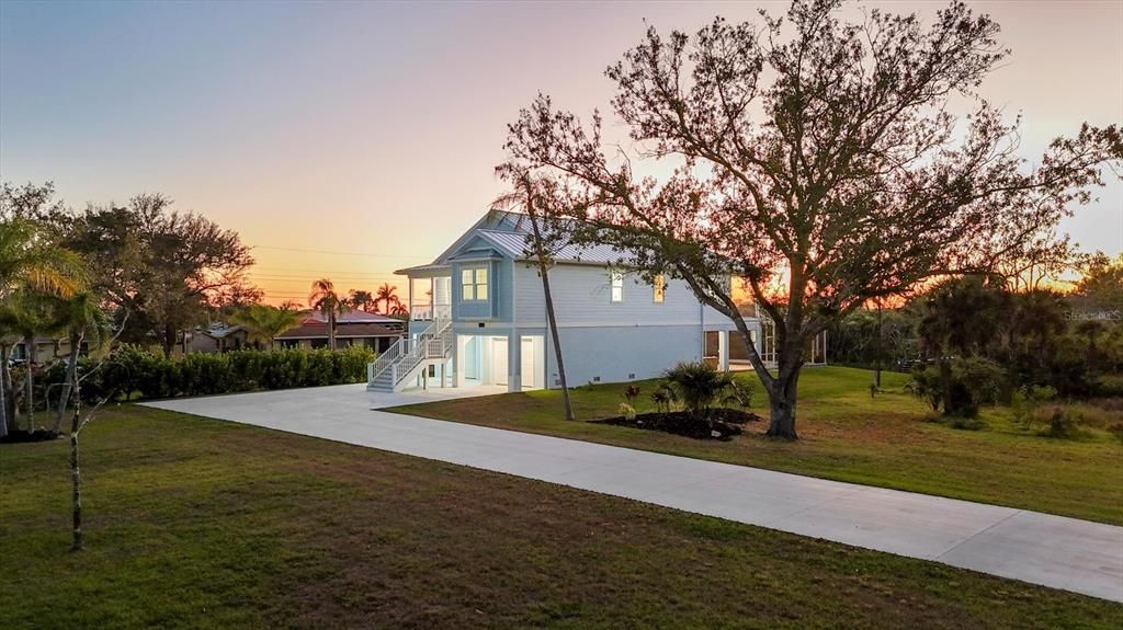 待售: $1,299,000 (3 贝兹, 2 浴室, 2160 平方英尺)