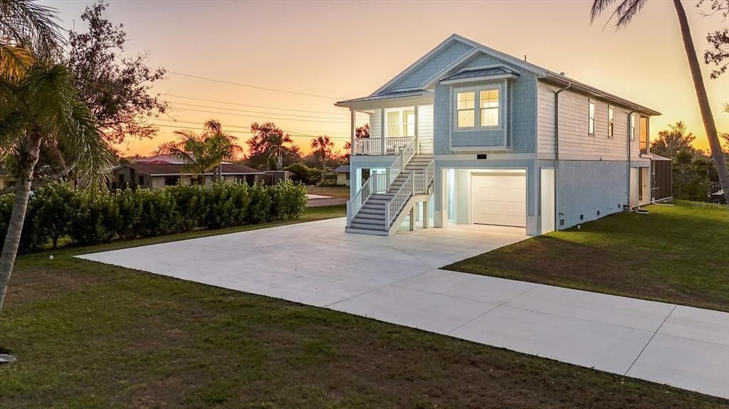 待售: $1,299,000 (3 贝兹, 2 浴室, 2160 平方英尺)