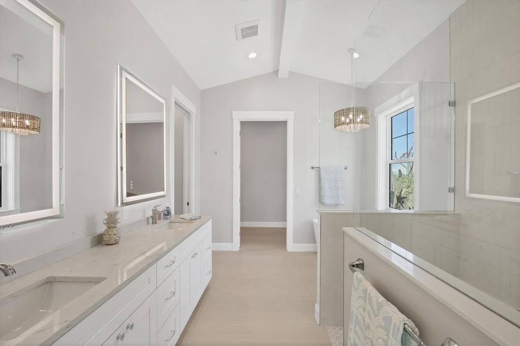 待售: $1,299,000 (3 贝兹, 2 浴室, 2160 平方英尺)