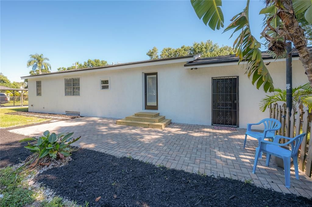 待售: $469,997 (3 贝兹, 2 浴室, 1232 平方英尺)