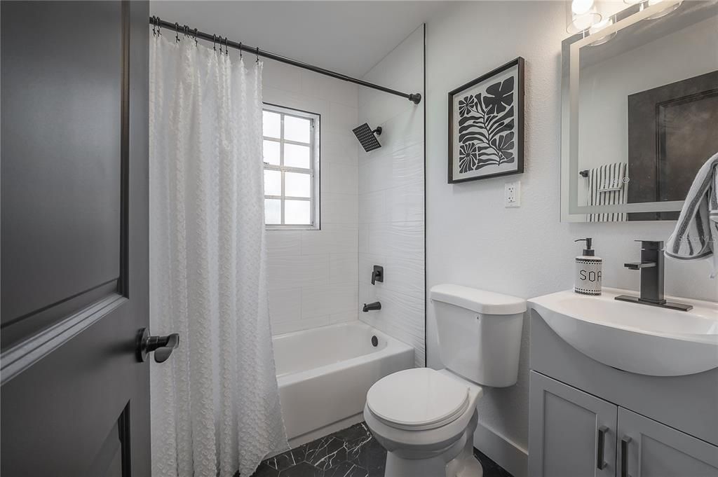 待售: $469,997 (3 贝兹, 2 浴室, 1232 平方英尺)