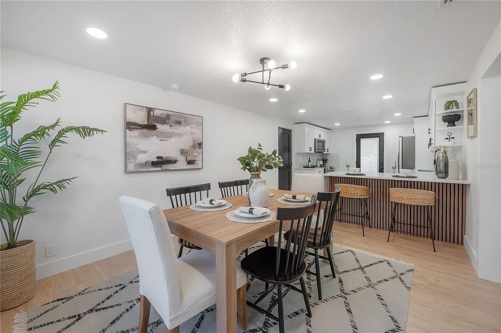 待售: $469,997 (3 贝兹, 2 浴室, 1232 平方英尺)