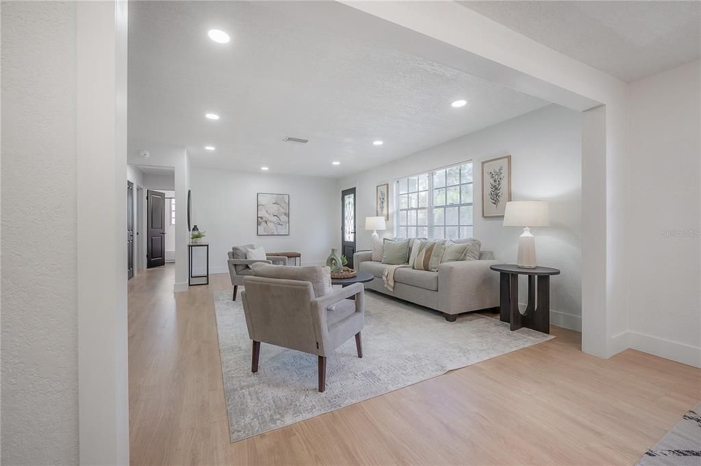 待售: $469,997 (3 贝兹, 2 浴室, 1232 平方英尺)