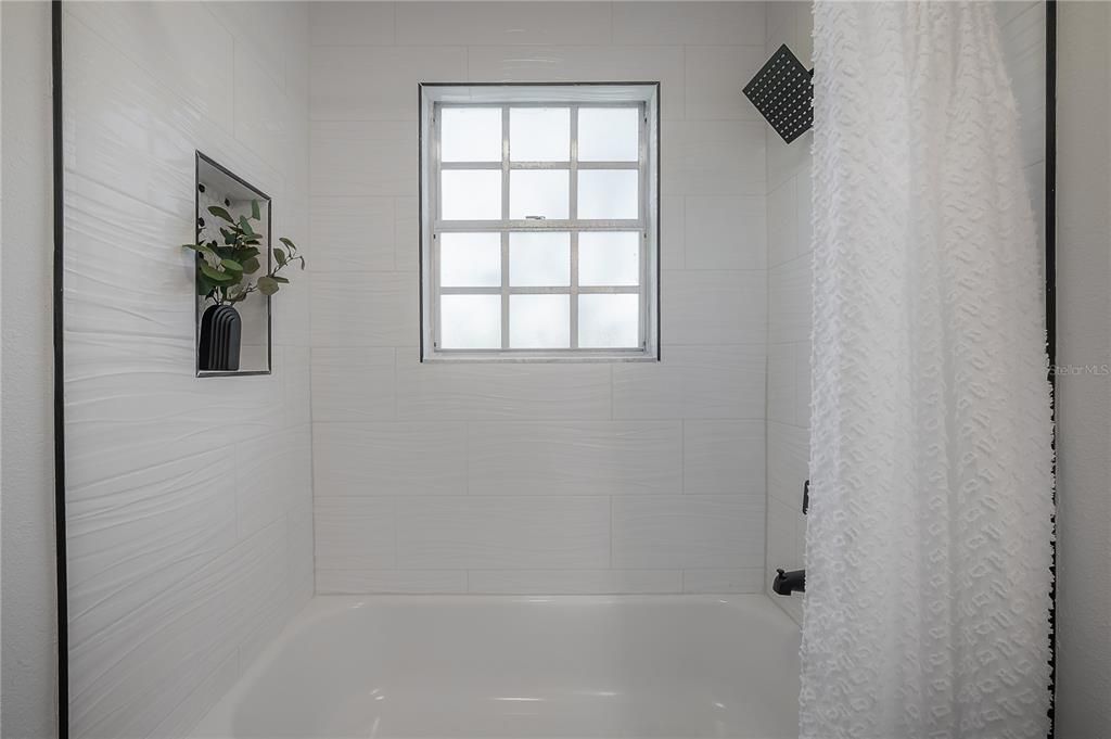 待售: $469,997 (3 贝兹, 2 浴室, 1232 平方英尺)