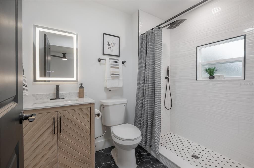 待售: $469,997 (3 贝兹, 2 浴室, 1232 平方英尺)