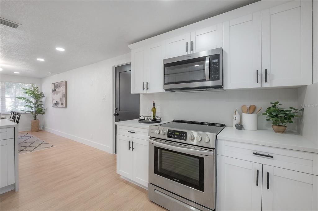 待售: $469,997 (3 贝兹, 2 浴室, 1232 平方英尺)