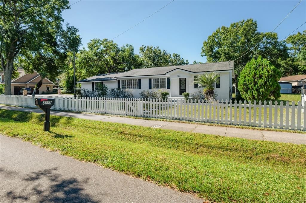 待售: $469,997 (3 贝兹, 2 浴室, 1232 平方英尺)