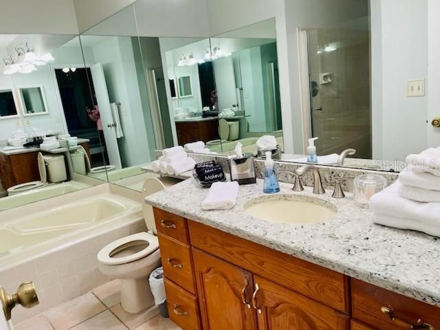 出租: $3,000 (2 贝兹, 2 浴室, 970 平方英尺)