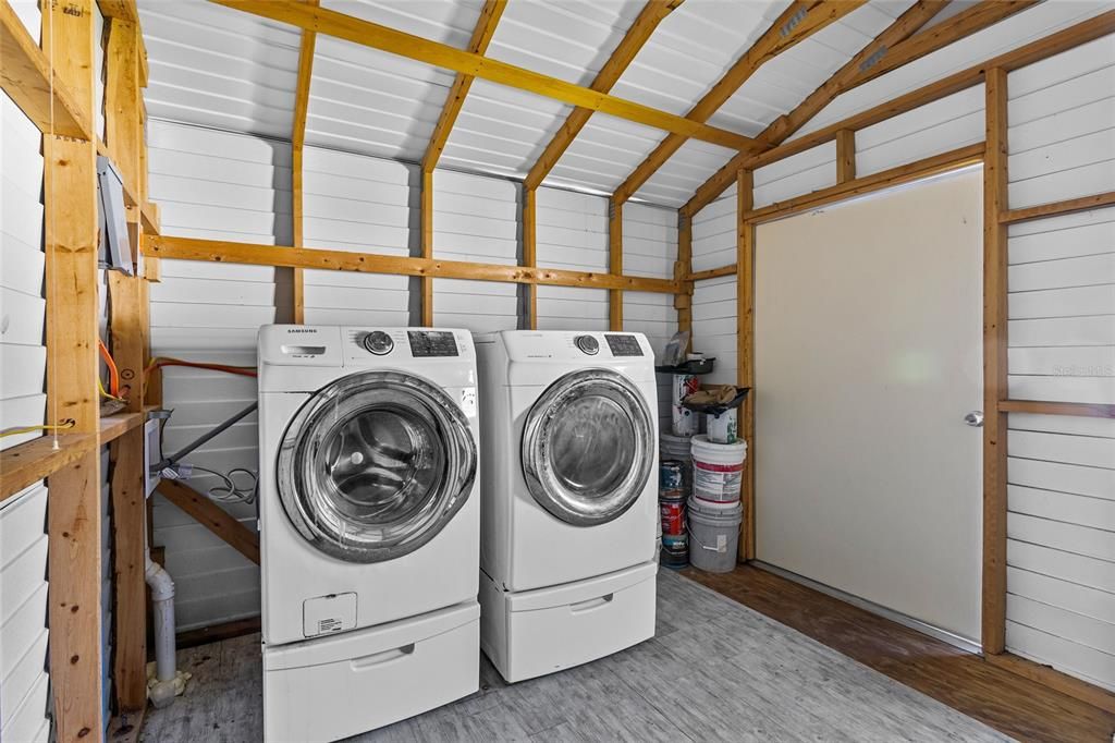 合同活跃: $379,990 (4 贝兹, 2 浴室, 1530 平方英尺)