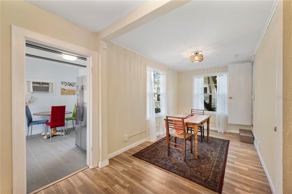 For Sale: $265,000 (4 beds, 2 baths, 1404 Square Feet)