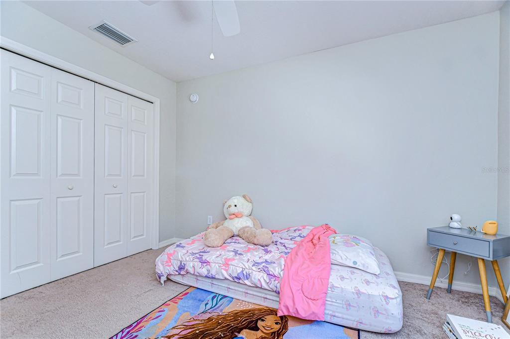 Active With Contract: $1,950 (3 beds, 2 baths, 1576 Square Feet)