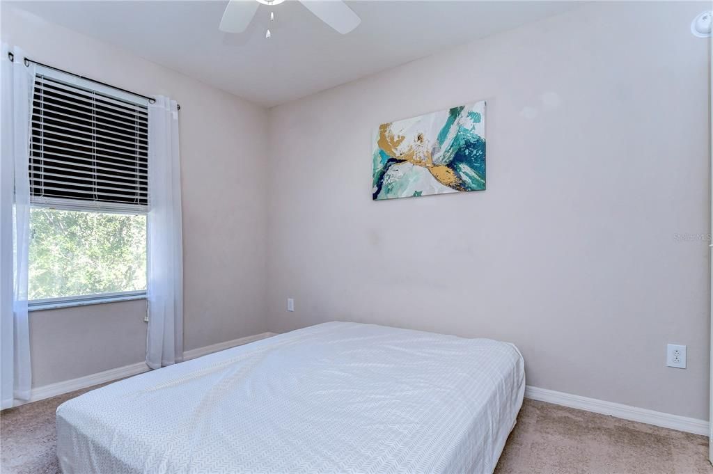 Active With Contract: $1,950 (3 beds, 2 baths, 1576 Square Feet)