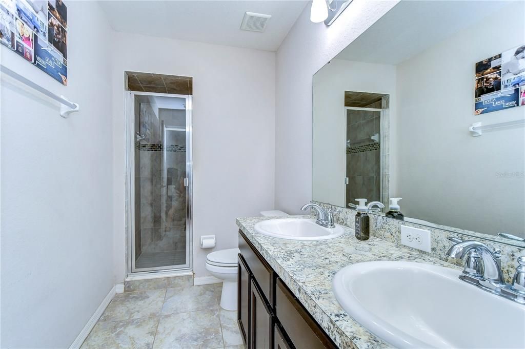 Active With Contract: $1,950 (3 beds, 2 baths, 1576 Square Feet)