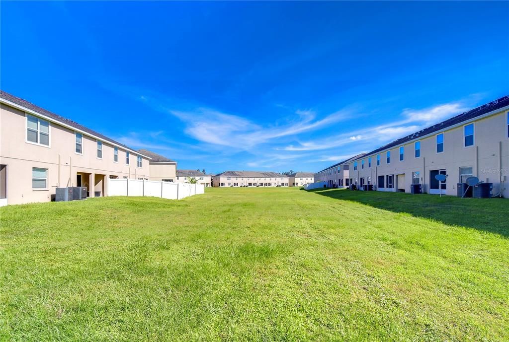 Active With Contract: $1,950 (3 beds, 2 baths, 1576 Square Feet)