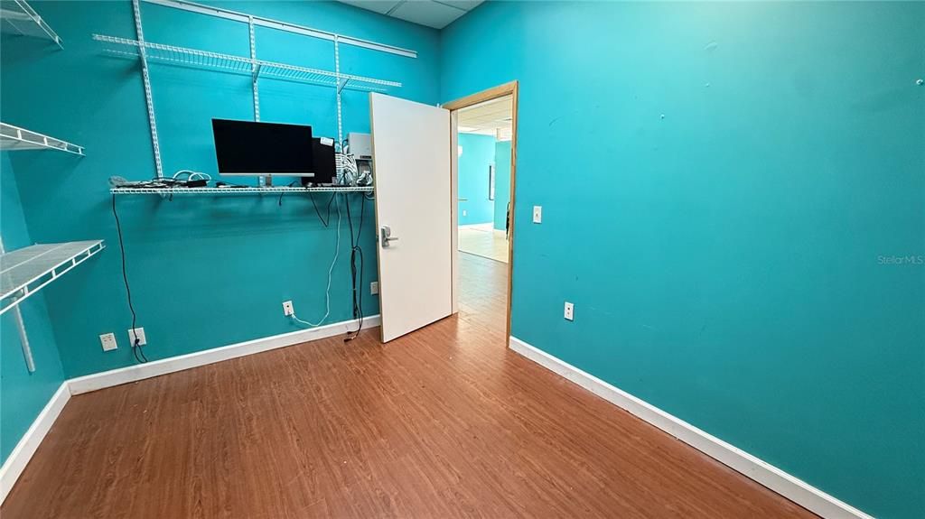 待售: $75,000 (0 贝兹, 0 浴室, 3000 平方英尺)