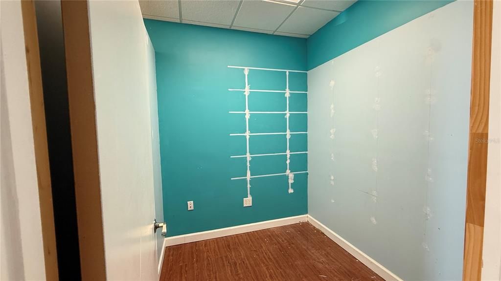 待售: $75,000 (0 贝兹, 0 浴室, 3000 平方英尺)