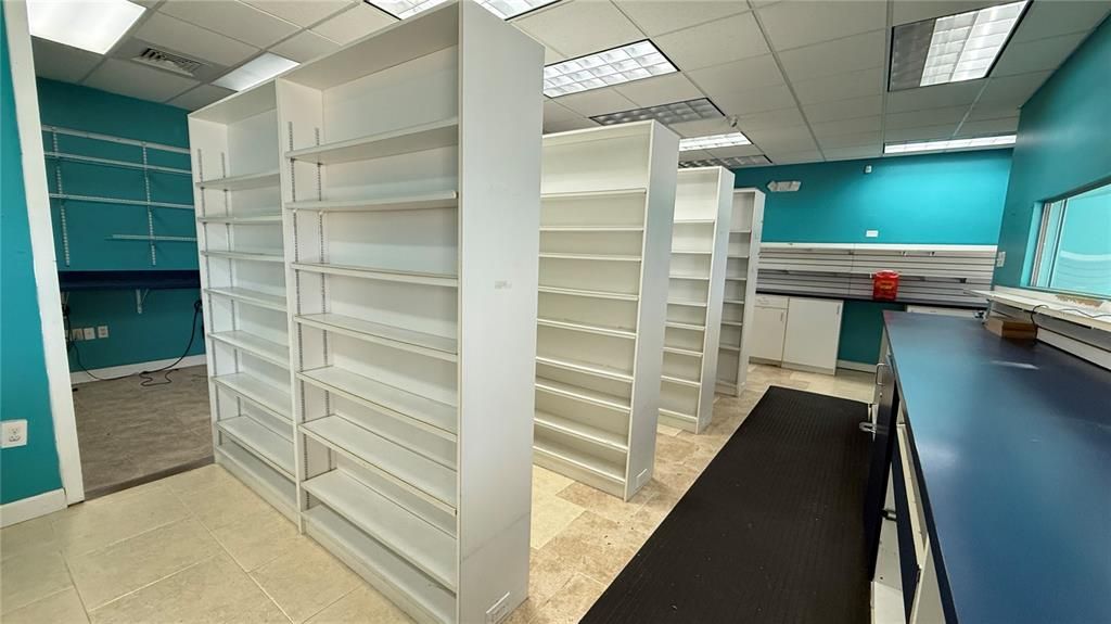 待售: $75,000 (0 贝兹, 0 浴室, 3000 平方英尺)