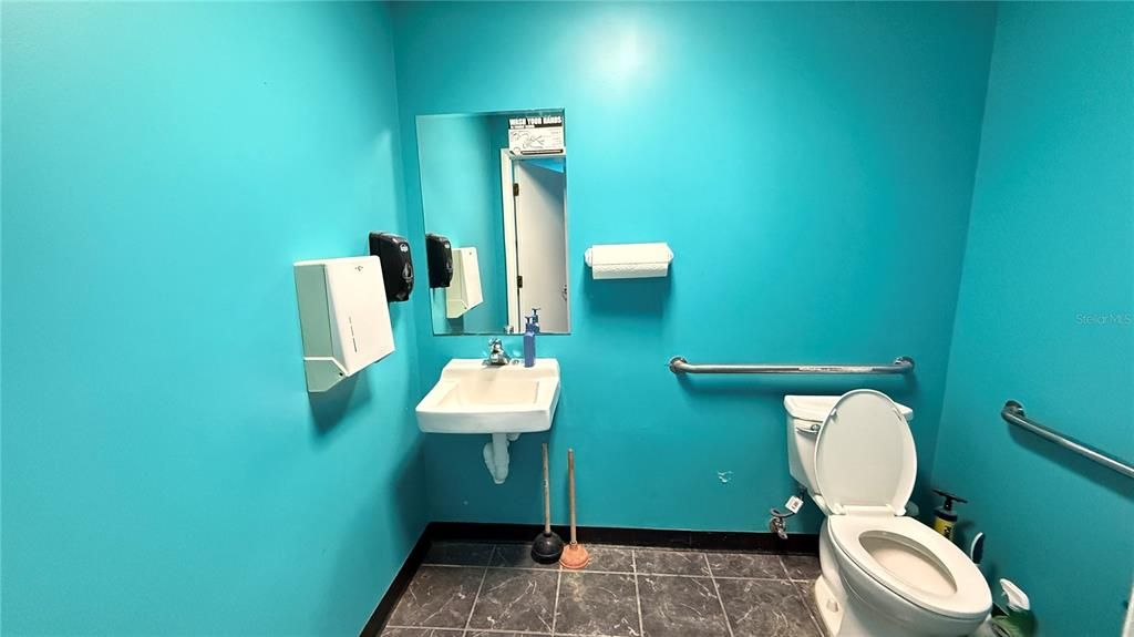 待售: $75,000 (0 贝兹, 0 浴室, 3000 平方英尺)