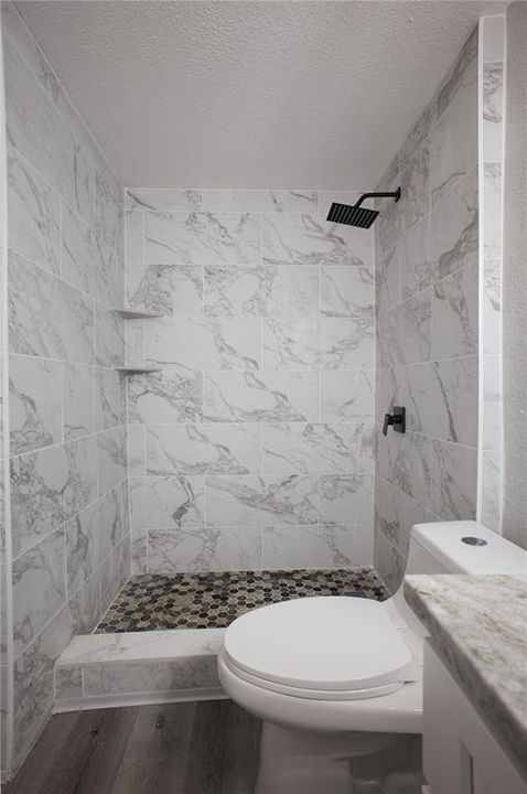 Active With Contract: $285,000 (3 beds, 2 baths, 1268 Square Feet)