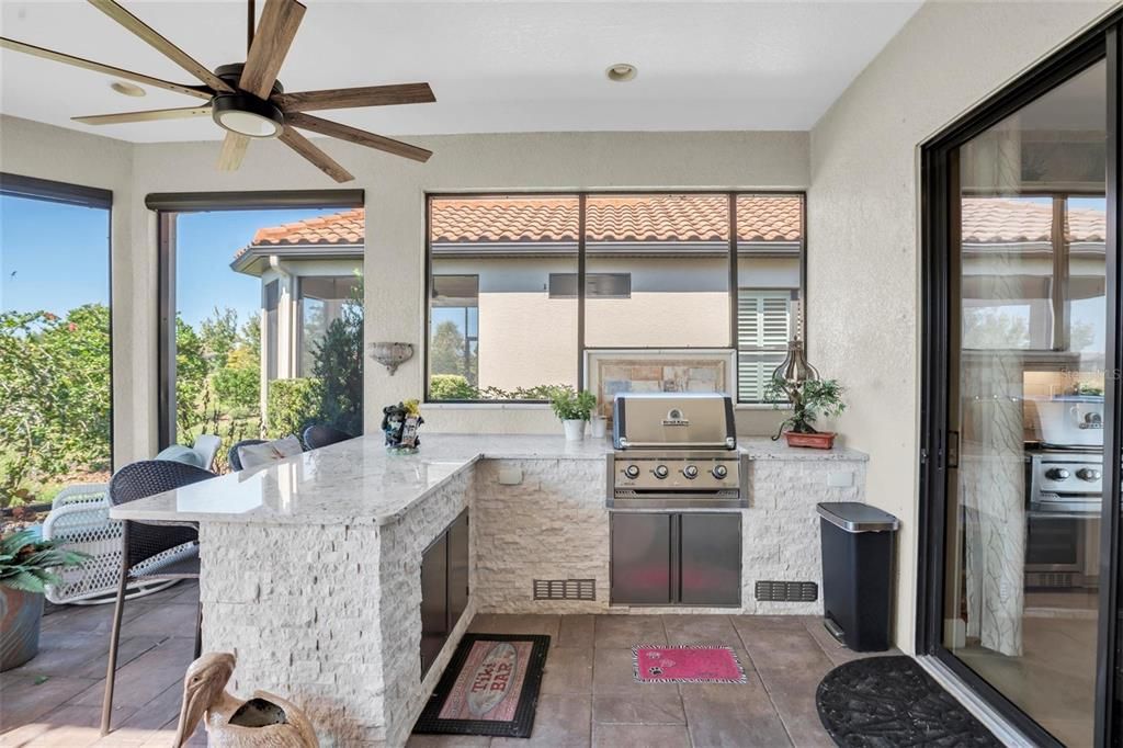 For Sale: $799,900 (3 beds, 3 baths, 2368 Square Feet)