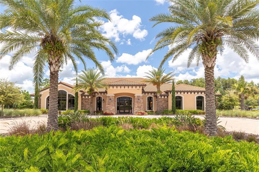 For Sale: $799,900 (3 beds, 3 baths, 2368 Square Feet)