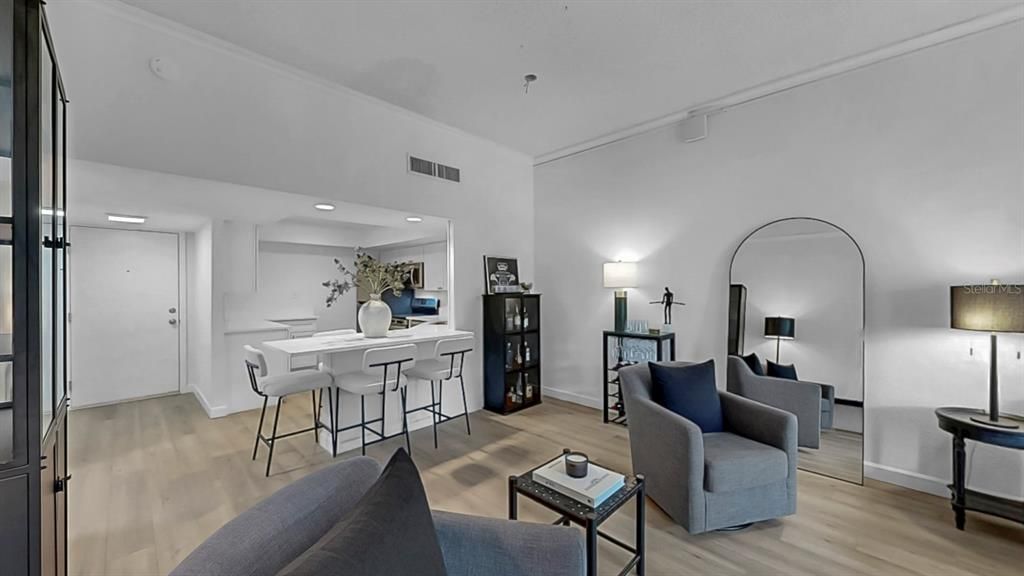 For Sale: $339,900 (2 beds, 2 baths, 1230 Square Feet)