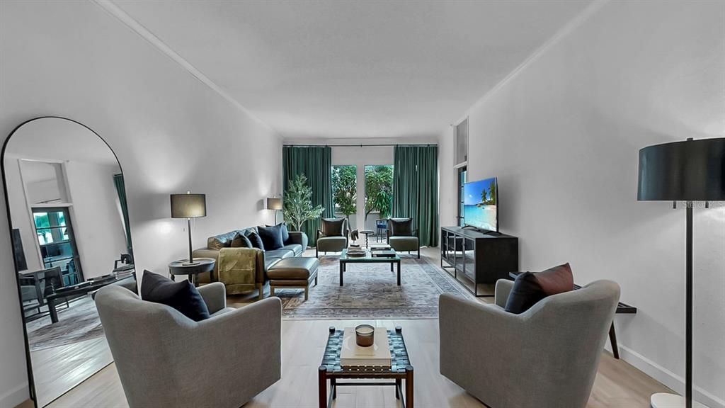 For Sale: $339,900 (2 beds, 2 baths, 1230 Square Feet)