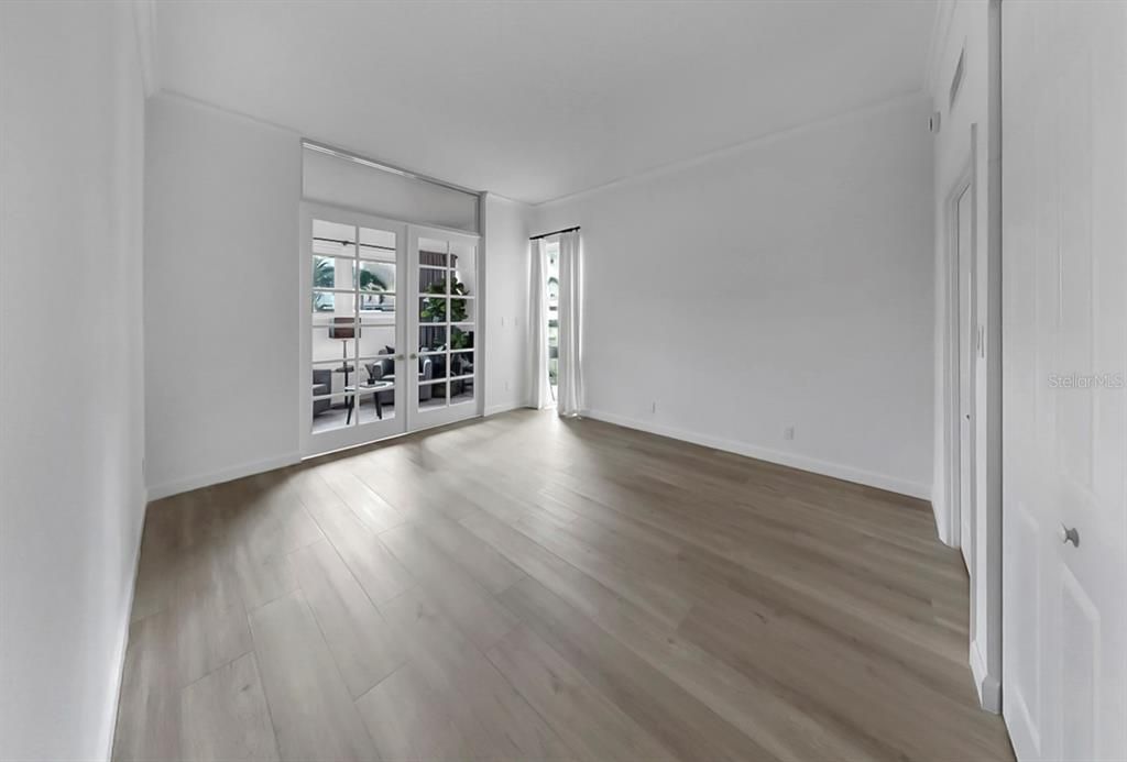 For Sale: $339,900 (2 beds, 2 baths, 1230 Square Feet)