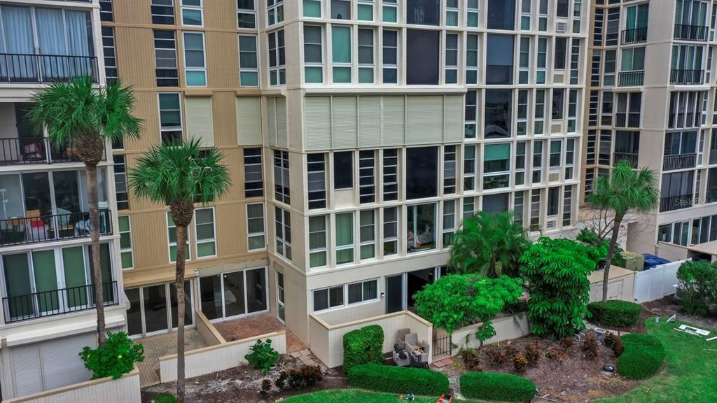 For Sale: $339,900 (2 beds, 2 baths, 1230 Square Feet)