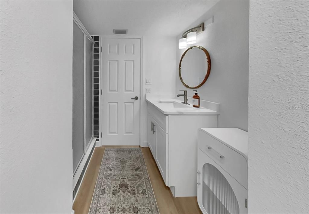 For Sale: $339,900 (2 beds, 2 baths, 1230 Square Feet)