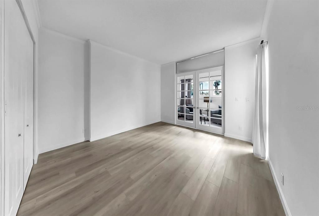 For Sale: $339,900 (2 beds, 2 baths, 1230 Square Feet)