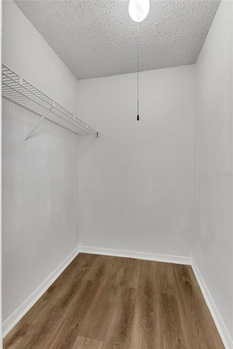 待售: $255,000 (3 贝兹, 2 浴室, 1216 平方英尺)