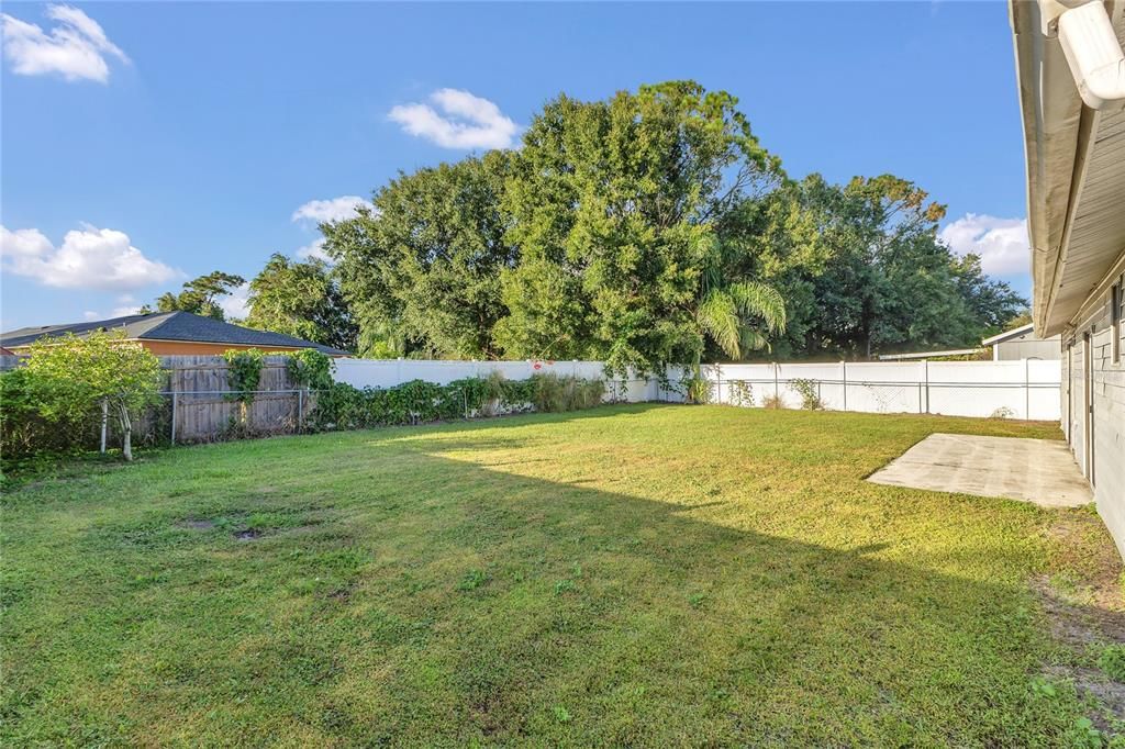 待售: $255,000 (3 贝兹, 2 浴室, 1216 平方英尺)