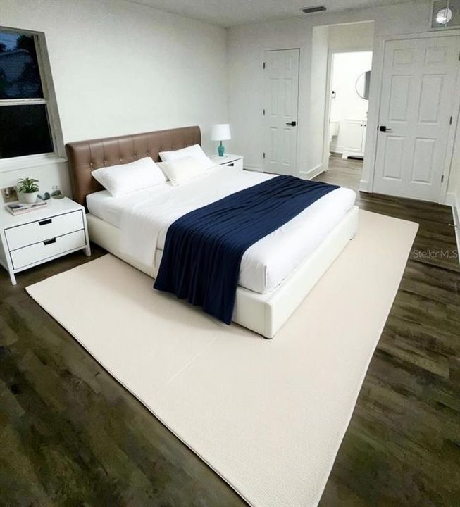 For Sale: $255,900 (4 beds, 2 baths, 1282 Square Feet)