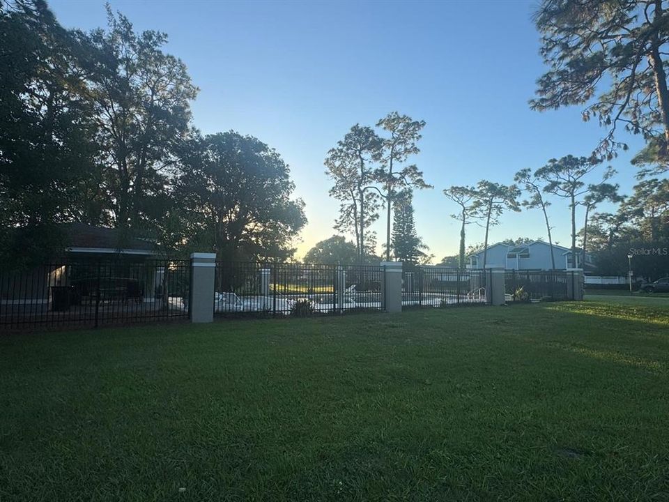 For Rent: $2,100 (3 beds, 2 baths, 1090 Square Feet)