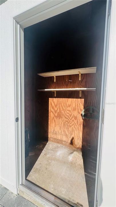 For Rent: $2,100 (3 beds, 2 baths, 1090 Square Feet)