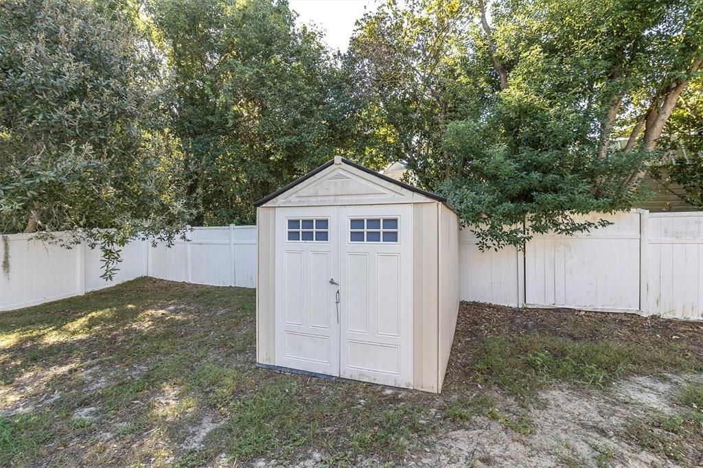 For Sale: $285,000 (3 beds, 2 baths, 1441 Square Feet)