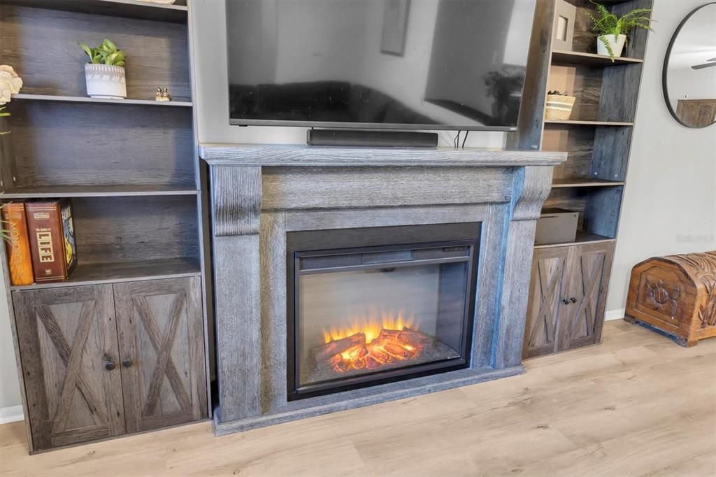 For Sale: $285,000 (3 beds, 2 baths, 1441 Square Feet)