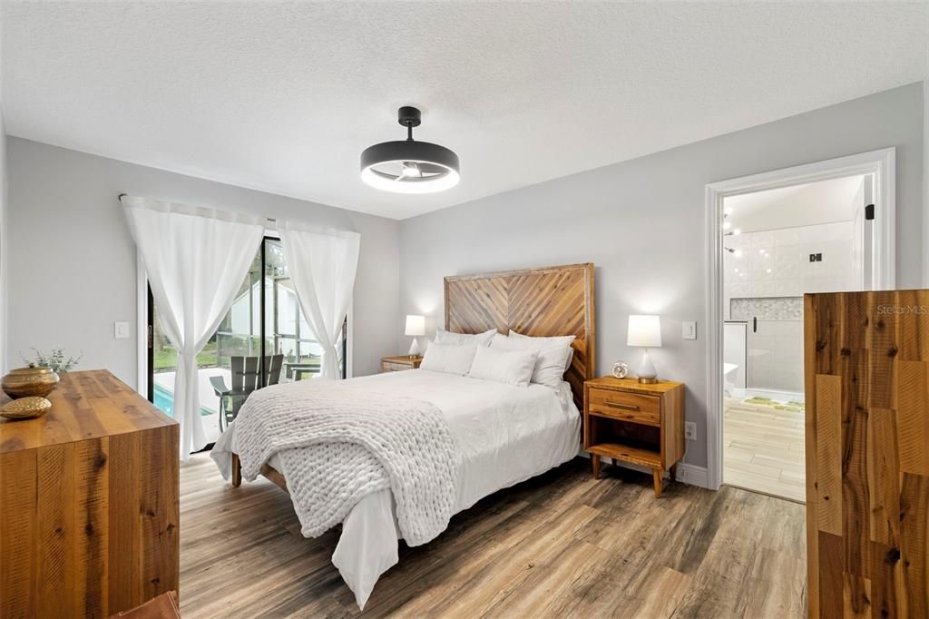 На продажу: $600,000 (4 спален, 2 ванн, 1736 Квадратных фут)