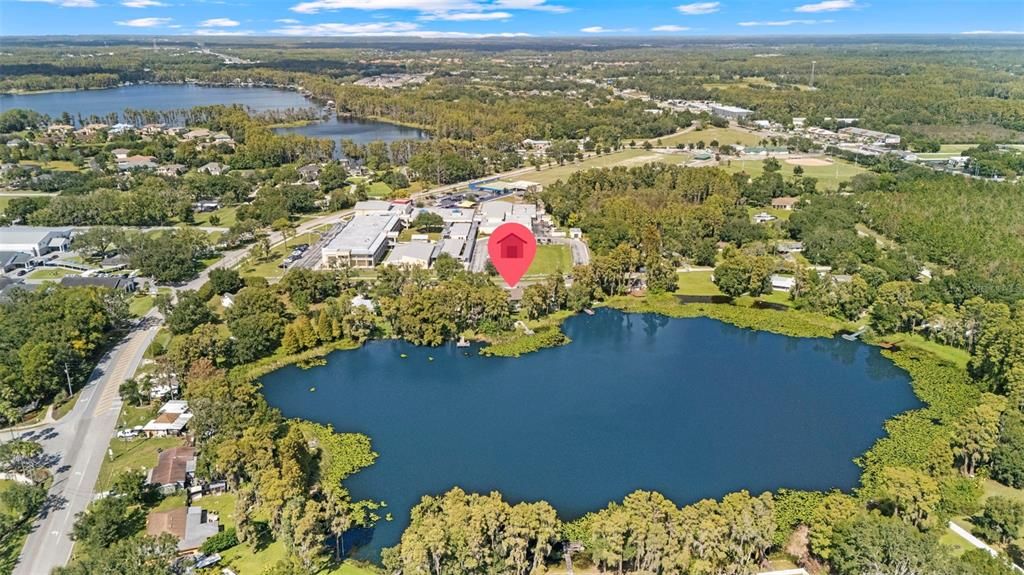 На продажу: $600,000 (4 спален, 2 ванн, 1736 Квадратных фут)