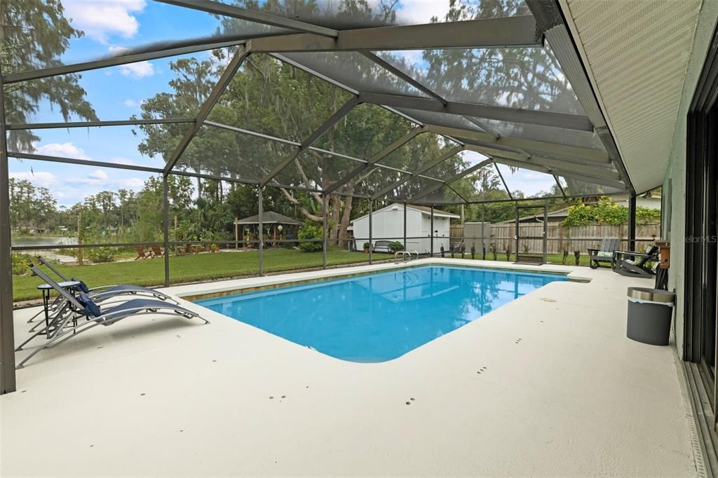 На продажу: $600,000 (4 спален, 2 ванн, 1736 Квадратных фут)