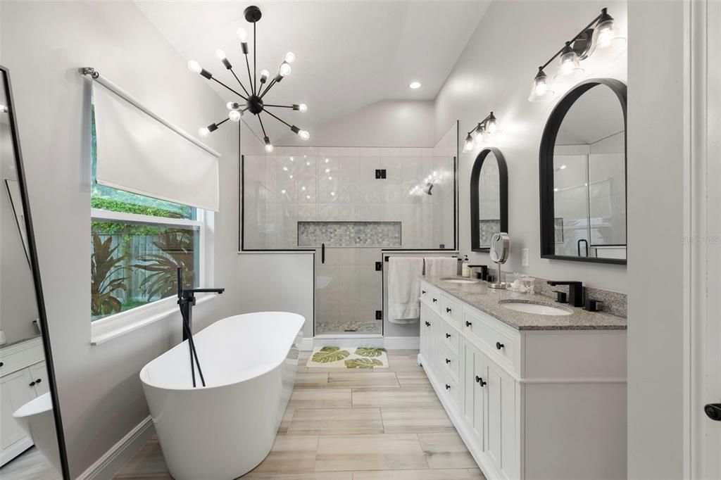 На продажу: $600,000 (4 спален, 2 ванн, 1736 Квадратных фут)