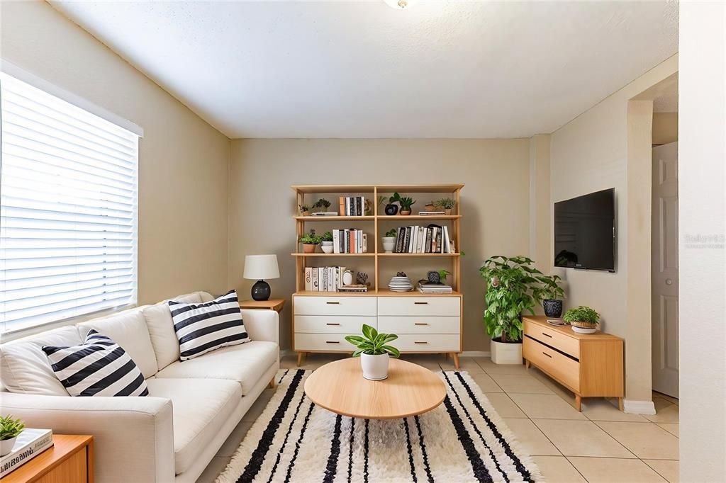 Active With Contract: $250,000 (4 beds, 2 baths, 1440 Square Feet)