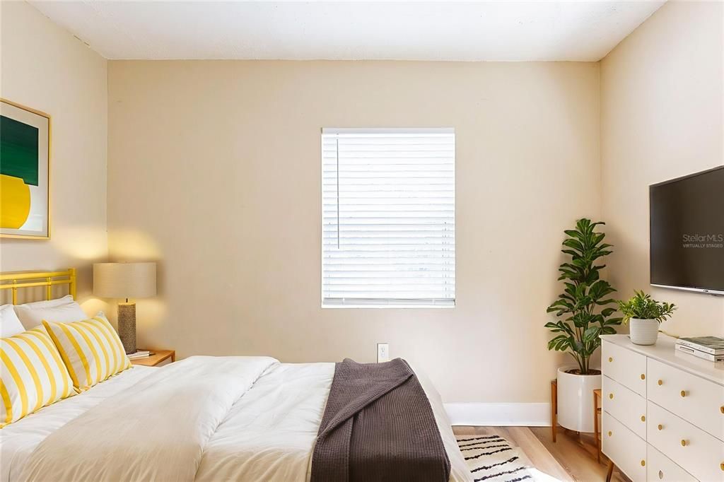 Active With Contract: $250,000 (4 beds, 2 baths, 1440 Square Feet)