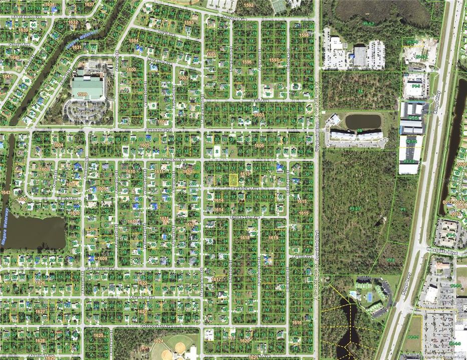 En Venta: $21,900 (0.23 acres)