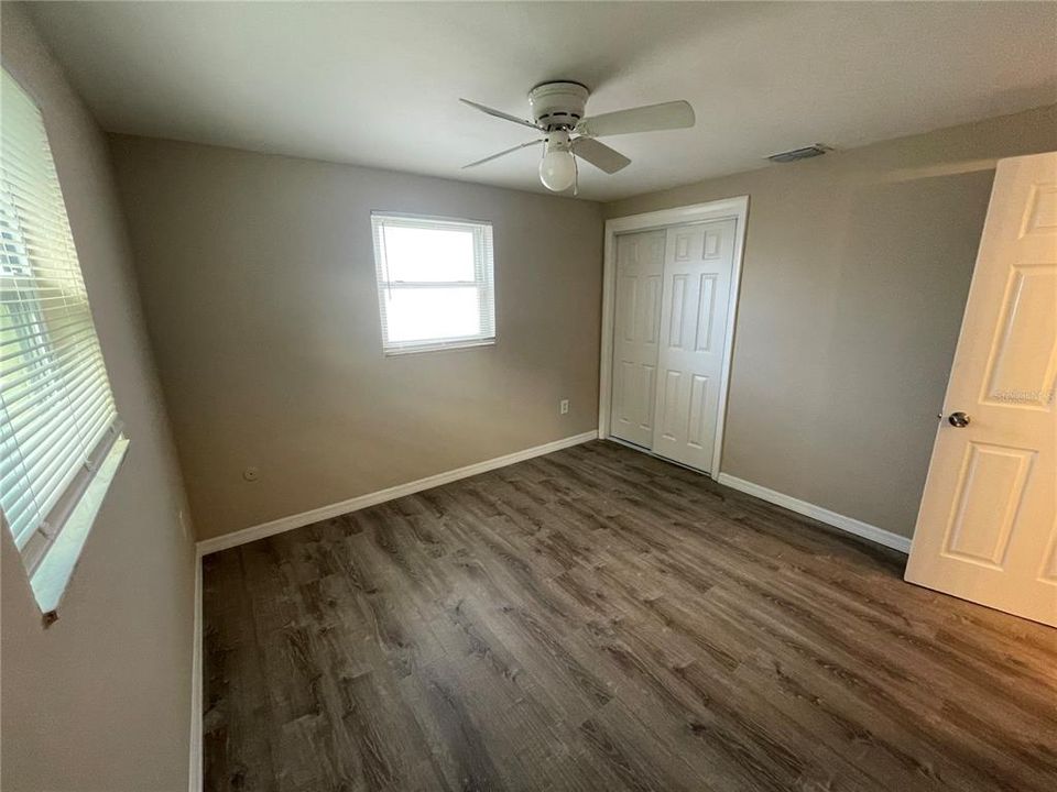 Activo con contrato: $225,000 (3 camas, 1 baños, 992 Pies cuadrados)