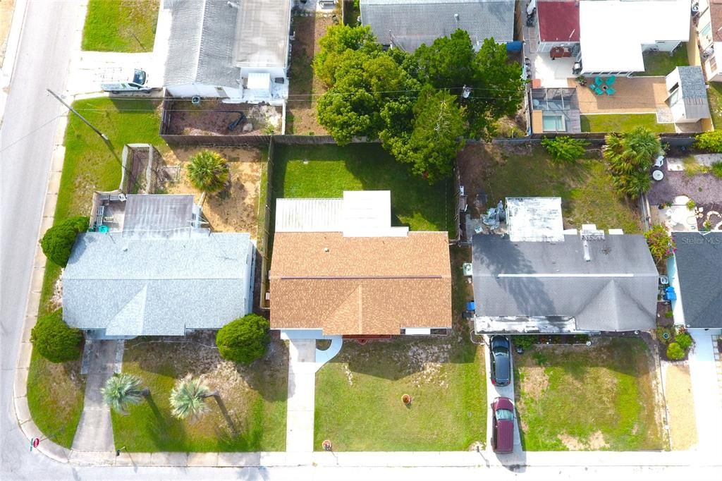 Activo con contrato: $225,000 (3 camas, 1 baños, 992 Pies cuadrados)